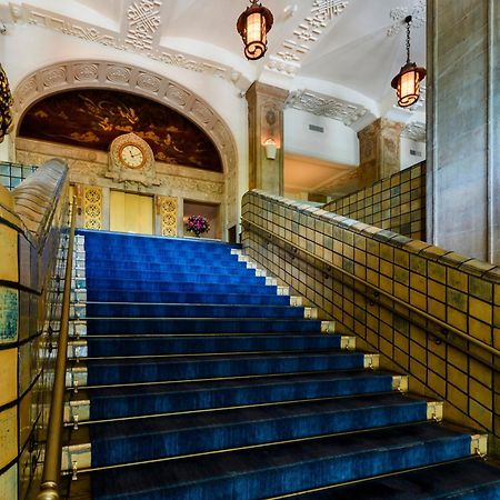 Hotel New Grand Yokohama  Extérieur photo The staircase